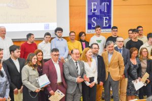 Antonio Agrasar, acompañado de Antonio López, rector de la USC; y Julia Rodríguez, directora de la ESTE, durante el Día da Enxeñaría 2025.
