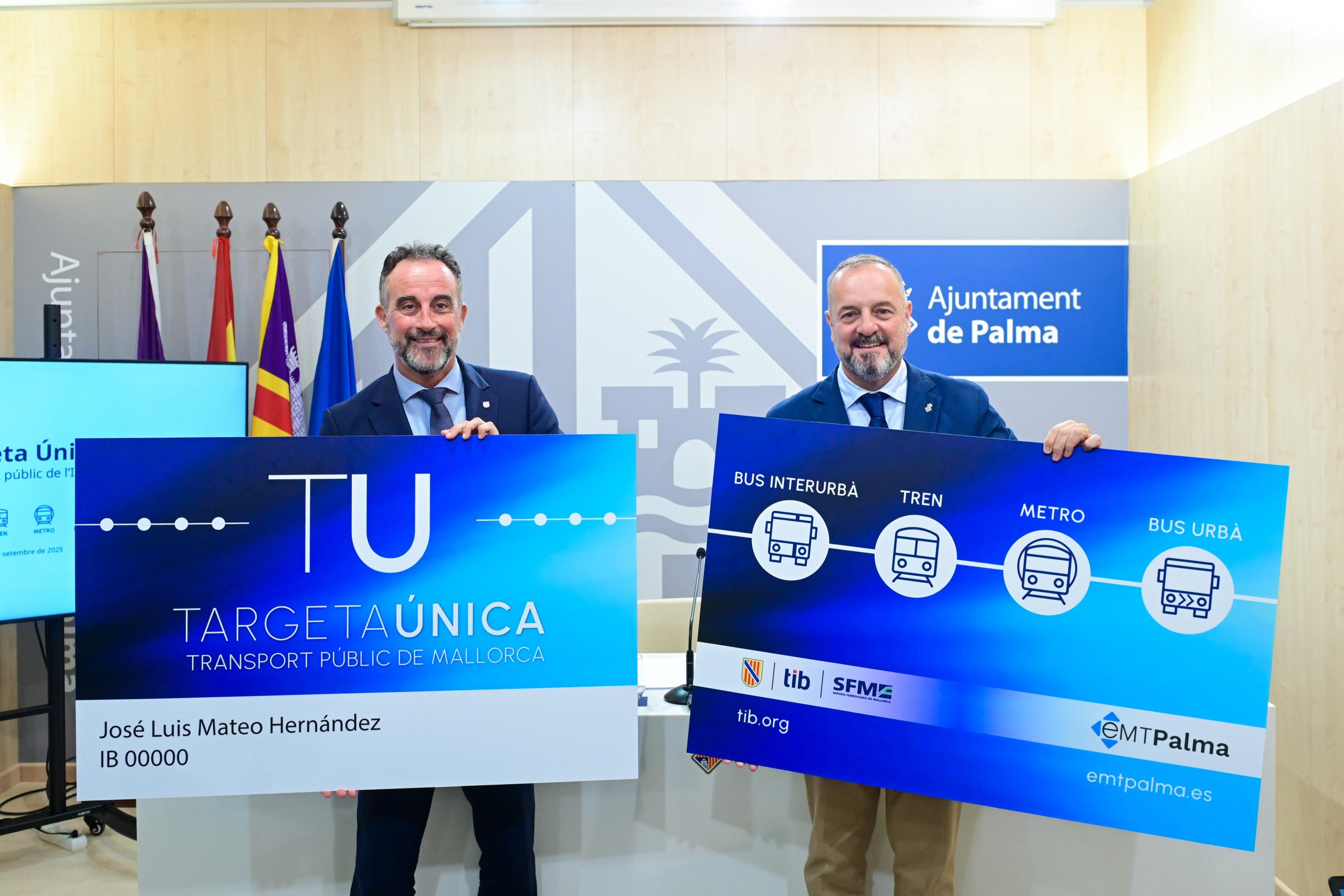 Presentación de la tarjeta única para EMT Palma, que desarrollamos en Plexus Tech para una movilidad inteligente.