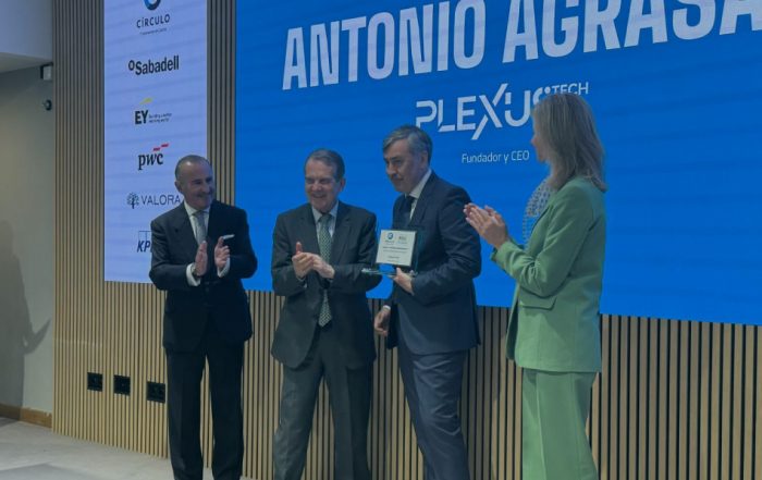 Nuestro fundador y CEO, Antonio Agrasar, recibió el Premio RSC Galicia 2026 de manos de Abel Caballero, alcalde de Vigo.