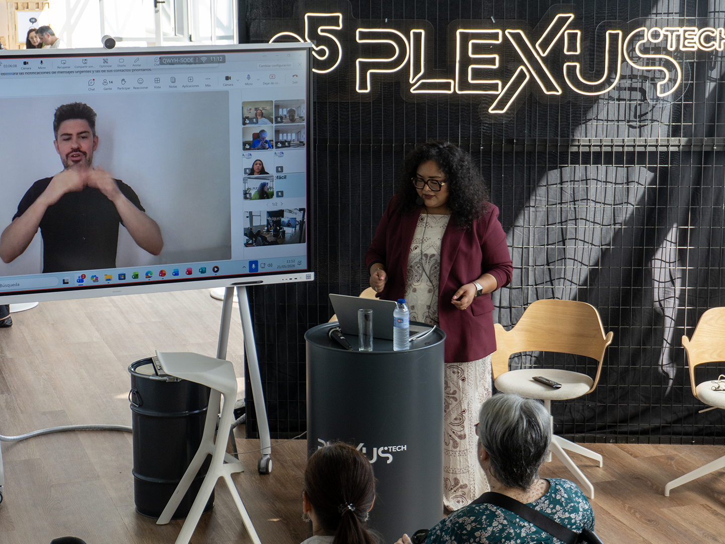 Gloria Romero, directora de Accesibilidad de Plexus Tech, presentando el GAAD 2026 Plexus Tech